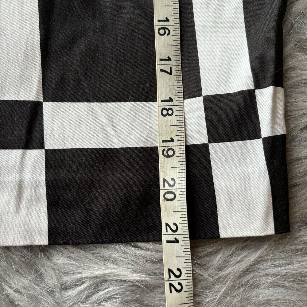 HALOGEN Skirt Sz 6P Petite Black White Square Knee Length Pencil Zip Back Womens - Picture 8 of 8